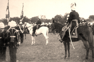 Sir Fredrick Roberts adressing the Manchester regiment
